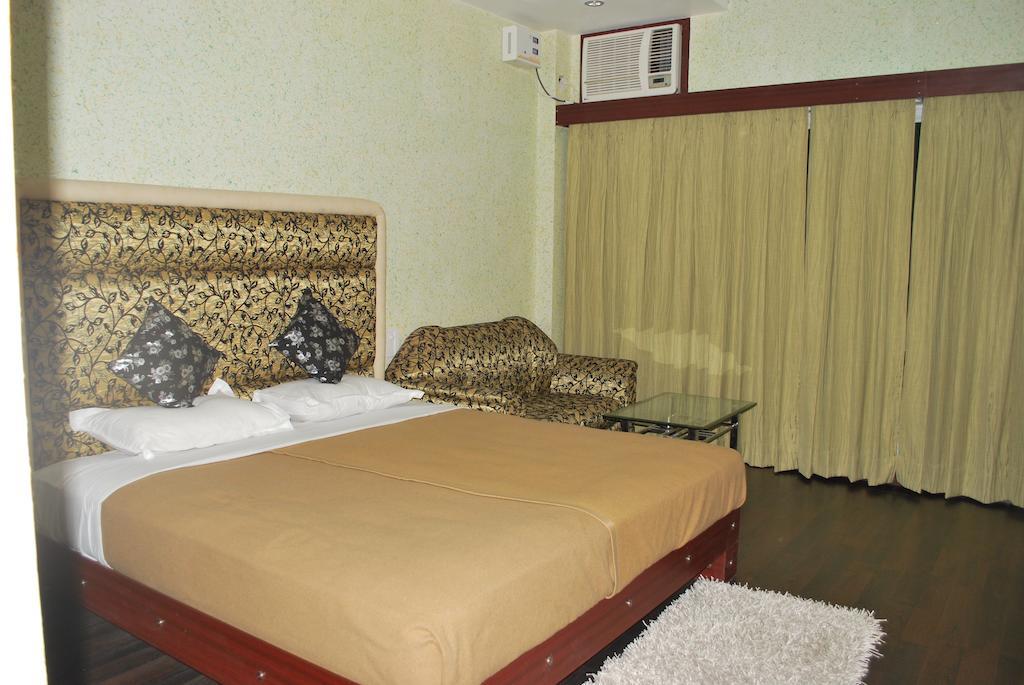 Hotel Panchwati Bilaspur  Bilik gambar